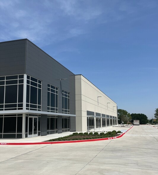 5757 N Beach St, Fort Worth, TX for sale - Building Photo - Image 3 of 8