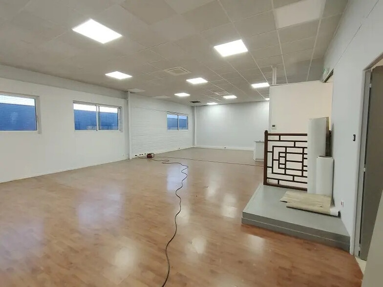 Bureau dans Colomiers à louer - Photo du bâtiment - Image 3 de 9