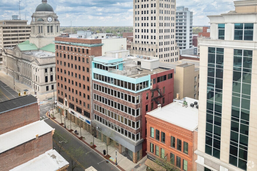 809 S Calhoun St, Fort Wayne, IN for sale - Aerial - Image 3 of 5