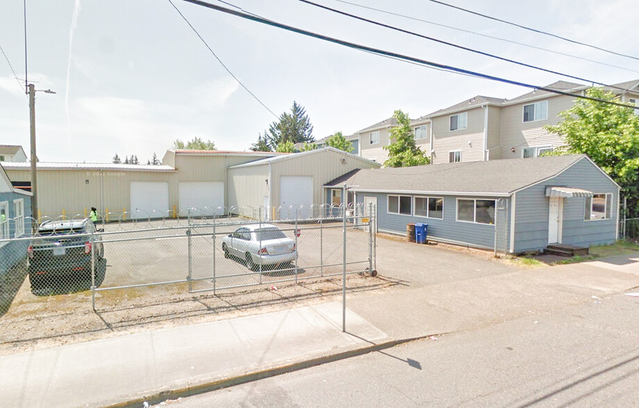 13520 SE Division St, Portland, OR for lease - Building Photo - Image 1 of 5