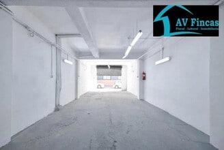 Commerce de détail dans El Prat de Llobregat, Barcelona à louer Photo intérieure- Image 2 de 8