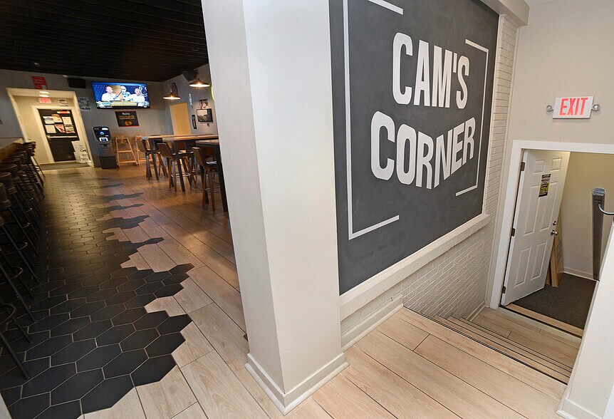 221 20th Ave, Ottawa, IL à vendre - Photo du bâtiment - Image 3 de 12