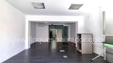 Commerce de détail dans Castelldefels, Barcelona à louer Photo intérieure- Image 1 de 1