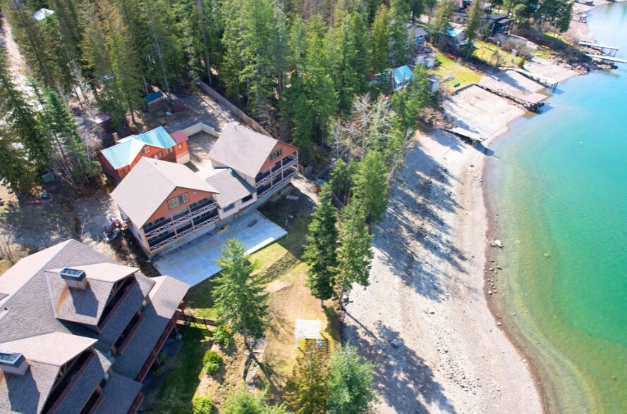 45 Waterside ln, Sagle, ID à vendre - Photo du bâtiment - Image 3 de 21