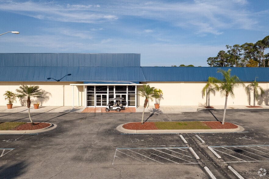 15525 Tamiami, Fort Myers, FL for lease - Building Photo - Image 2 of 7