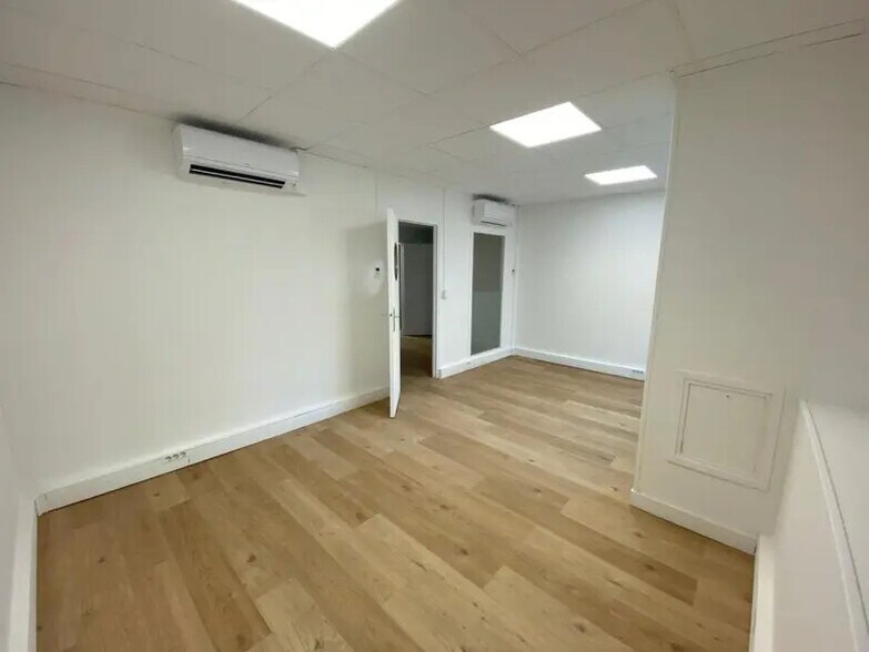 171 Ter Avenue Charles De Gaulle, Neuilly-sur-Seine à louer - Photo du bâtiment - Image 2 de 20
