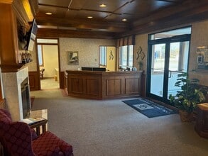 105 E Bell St, Neenah, WI for sale Interior Photo- Image 2 of 13