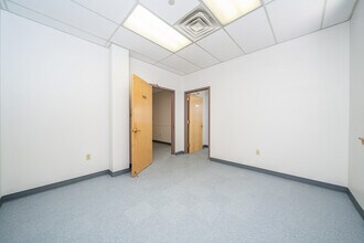 1310 5th St, North Bergen, NJ for lease Interior Photo- Image 2 of 23