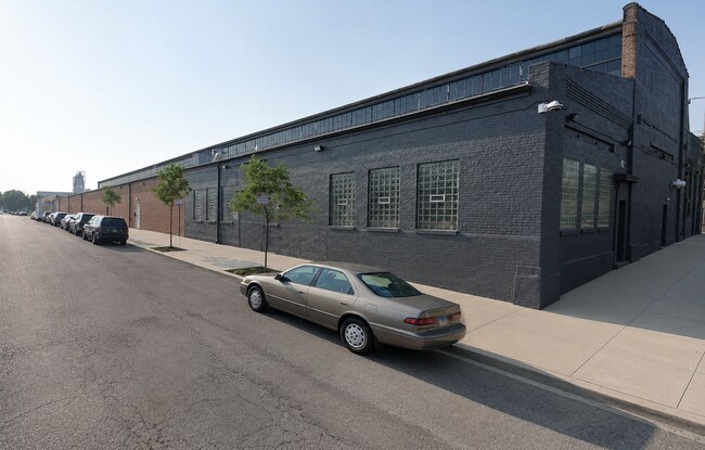 Plus de détails pour 1601 S Wolcott Ave, Chicago, IL - Industriel à louer