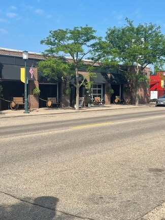 Plus de détails pour 4165 W Broadway Ave, Robbinsdale, MN - Commerce de détail à vendre