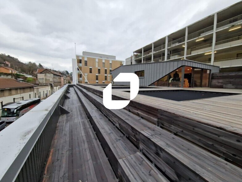 55 Route De Lyon, Grenoble à louer - Photo du bâtiment - Image 3 de 10