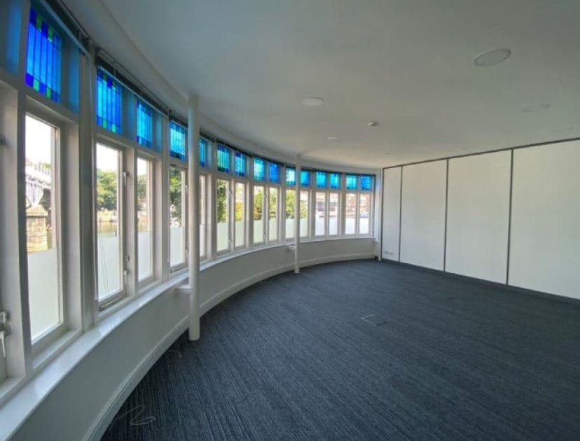 Lower Teddington Rd, Kingston Upon Thames for lease Interior Photo- Image 1 of 5