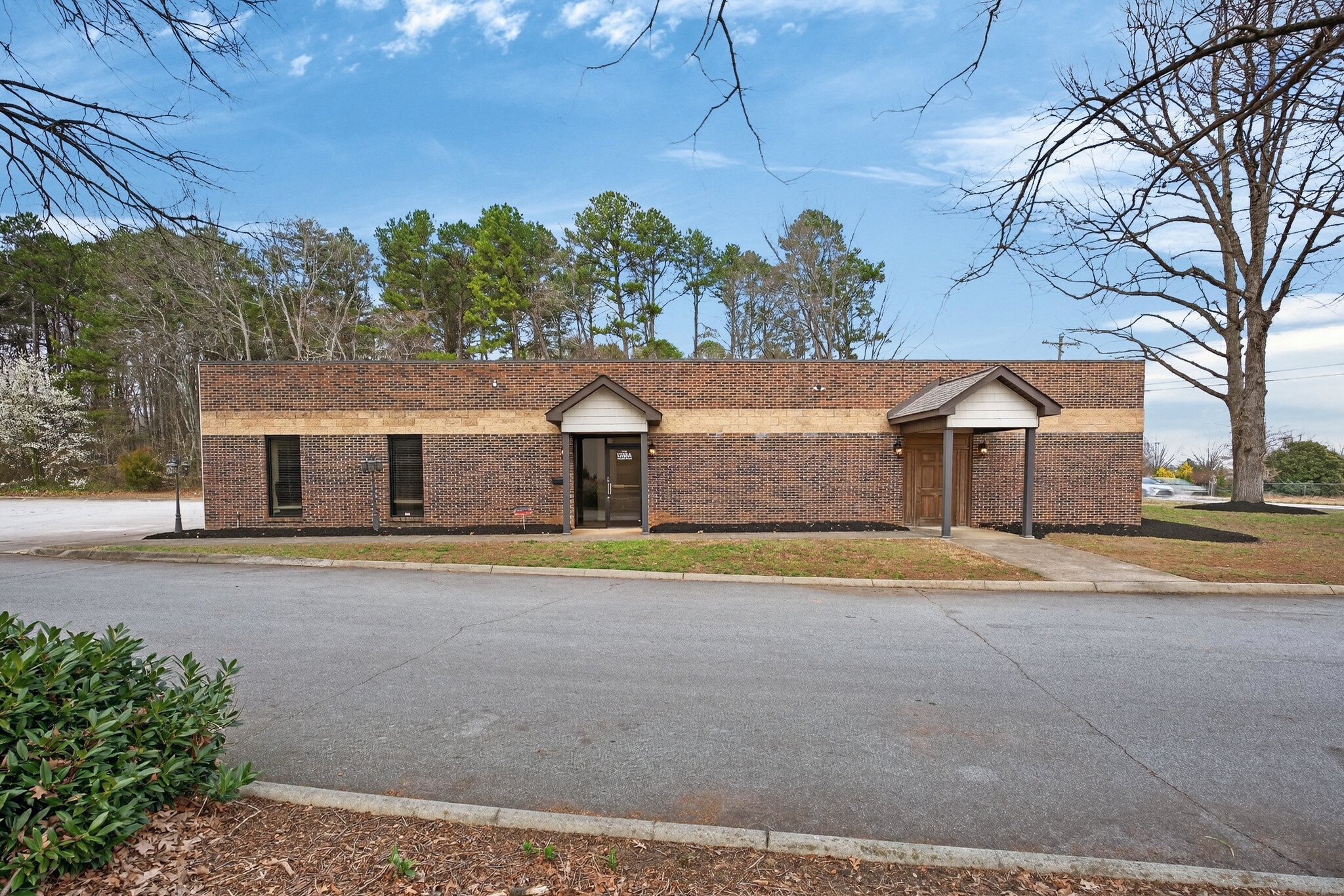 1313-A Miller Rd, Greenville, SC for sale Primary Photo- Image 1 of 21
