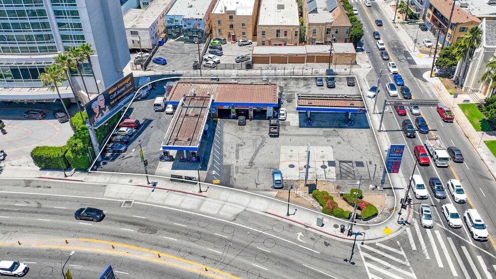 1787 N Highland Ave, Los Angeles, CA for sale - Primary Photo - Image 2 of 17
