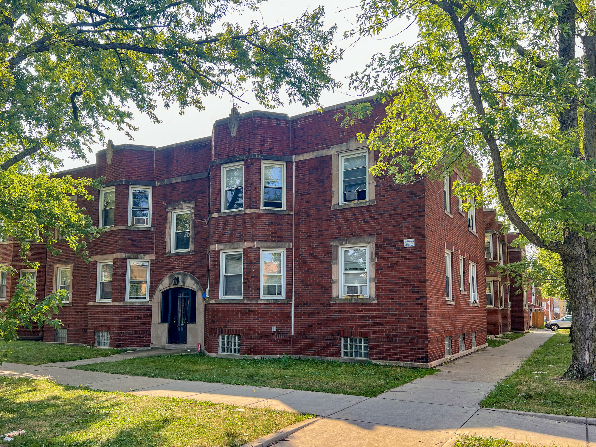 5055 W Wrightwood Ave, Chicago, IL à vendre Photo du b timent- Image 1 de 8