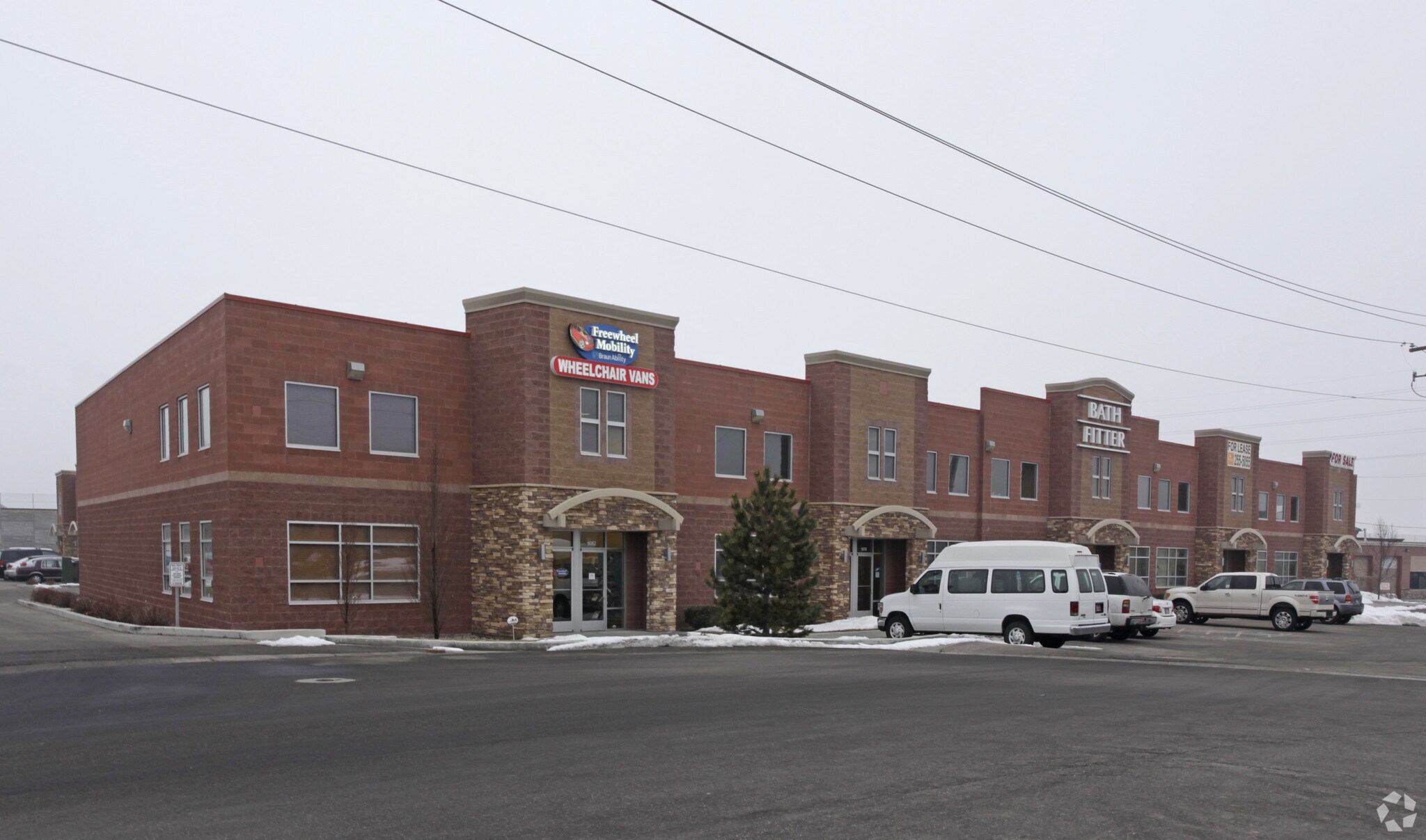 9066-9082 S 300 W, Sandy, UT for lease Primary Photo- Image 1 of 8