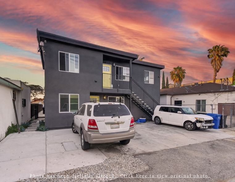 1046 W 83rd St, Los Angeles, CA for sale - Building Photo - Image 2 of 9