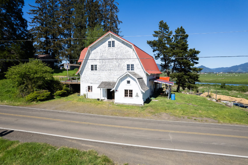 25 Fraser Rd W, Tillamook, OR for sale - Building Photo - Image 3 of 70