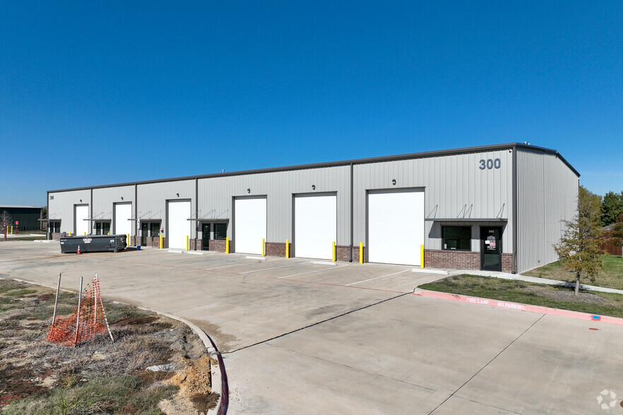 15118 King Rd, Frisco, TX for lease - Primary Photo - Image 1 of 5