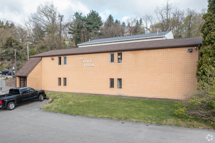 4501 Peoples Rd, Pittsburgh, PA à louer - Photo du bâtiment - Image 1 de 6