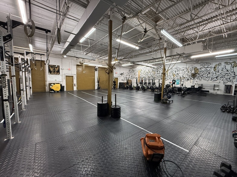 11300-11354 Wiles Rd, Coral Springs, FL for lease - Building Photo - Image 3 of 49