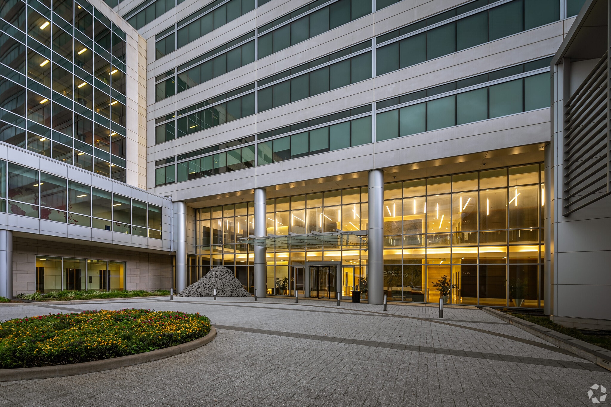 1002 Noble Energy Way, Houston, TX for lease Building Photo- Image 1 of 7