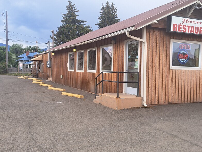 500 W North St, Enterprise, OR à vendre - Photo du bâtiment - Image 2 de 26