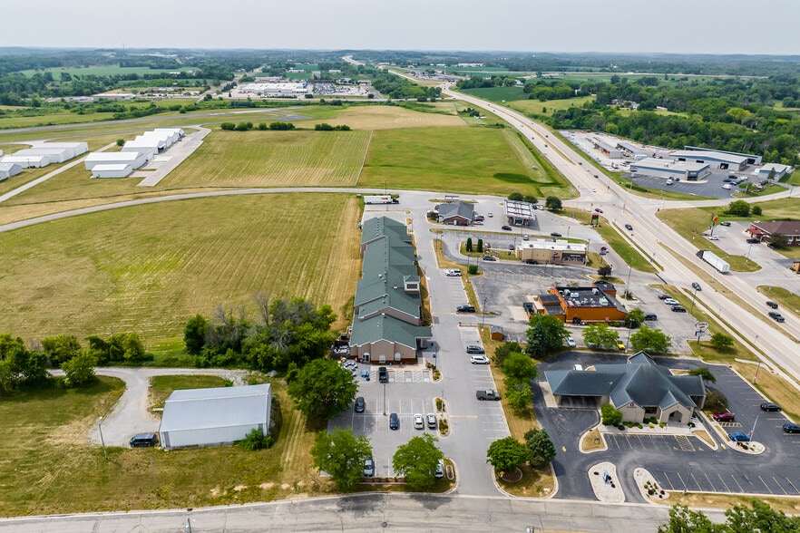101 Aviation Way, Watertown, WI for sale - Building Photo - Image 2 of 16