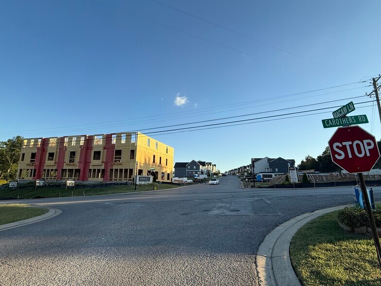 101 Oasis Dr, La Vergne, TN à vendre - Photo du bâtiment - Image 3 de 4