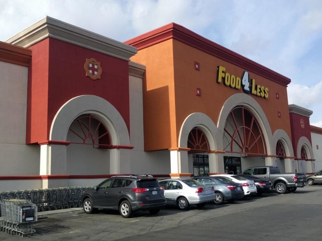 8025-8065 Webb Ave, North Hollywood, CA à louer Photo du bâtiment- Image 1 de 8