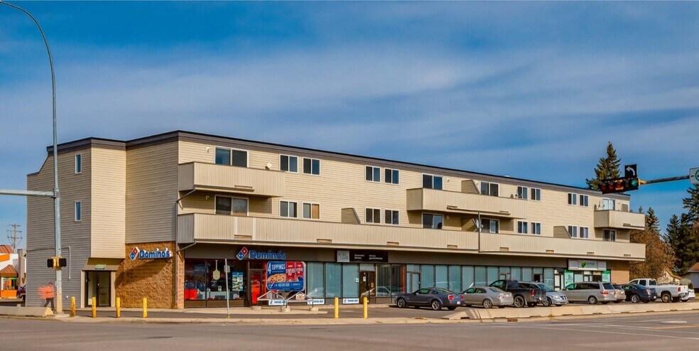 608 2 St W, Brooks, AB for lease - Primary Photo - Image 1 of 1