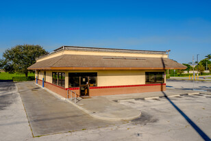 Former Burger King-For Lease - Restaurant avec service au volant