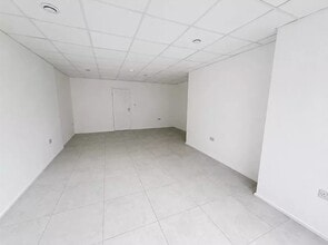 59 Liverpool Rd, Stoke On Trent for lease Interior Photo- Image 1 of 4