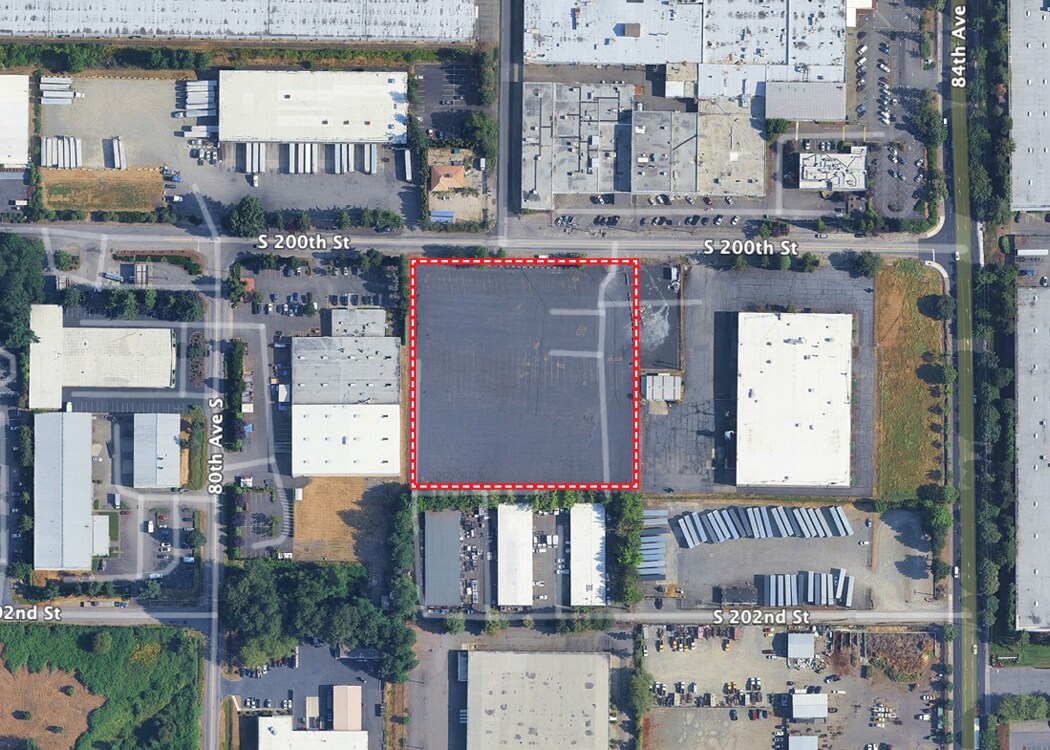 8202 S 200th St, Kent, WA à louer Photo du bâtiment- Image 1 de 3