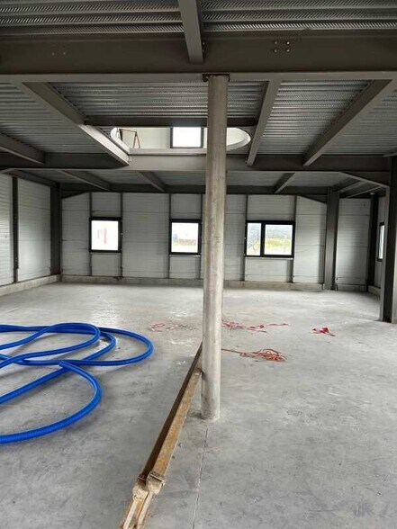 Flex in Tancarville for lease - Interior Photo - Image 3 of 4