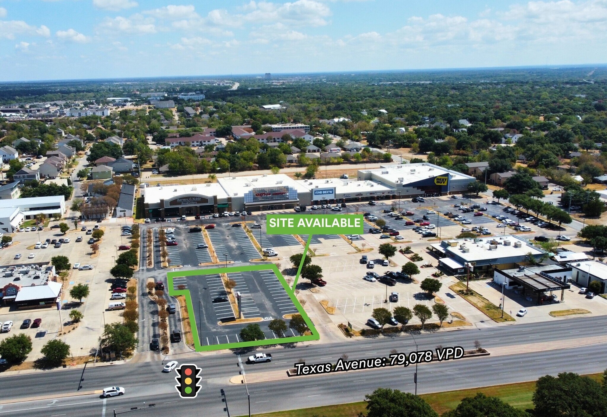 711 Texas Ave S, College Station, TX à louer Photo principale- Image 1 de 7