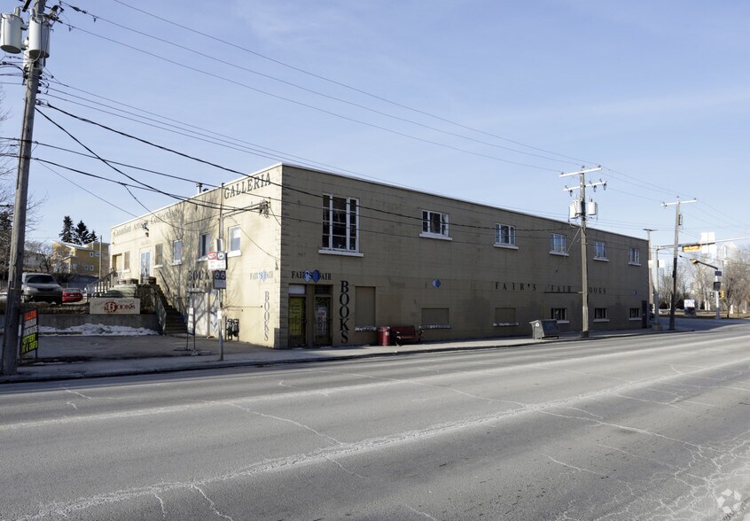 907 9th Ave SE, Calgary, AB à vendre - Photo principale - Image 1 de 1