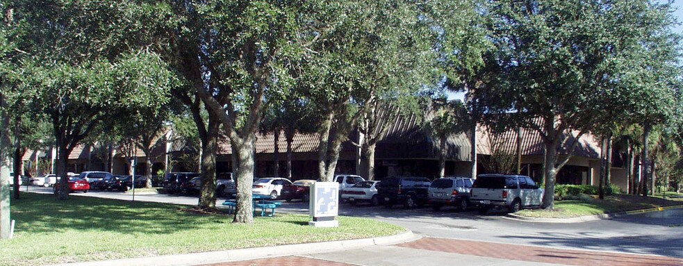 12443 Research Pky, Orlando, FL à louer - Photo du bâtiment - Image 2 de 7