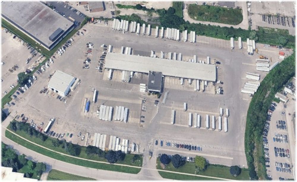 1250 Thornton Rd S, Oshawa, ON à louer Photo intérieure- Image 1 de 1