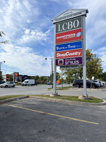 Stouffville Plaza - Services immobiliers commerciaux