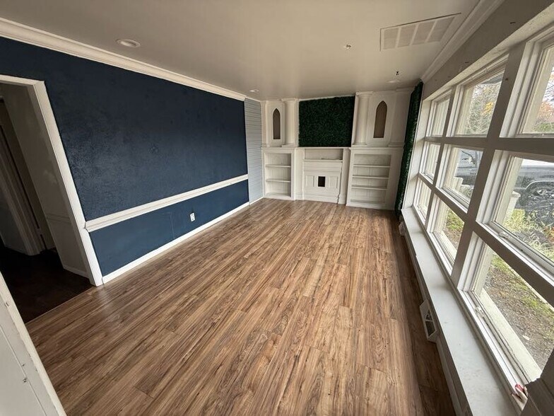 504 E Dorothy Ln, Dayton, OH à vendre - Photo du bâtiment - Image 2 de 22