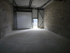 Flex in Cormeilles-en-Parisis for lease Interior Photo- Image 2 of 4