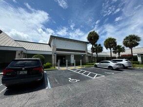 2501-2565 N Dixie Hwy, Lake Worth, FL for lease Building Photo- Image 2 of 8