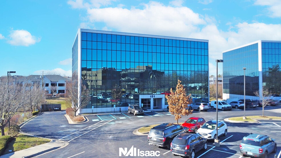 151 N Eagle Creek Dr, Lexington, KY for lease - Building Photo - Image 2 of 11