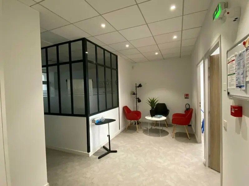 37 Rue Voltaire, Lyon for lease Interior Photo- Image 1 of 13