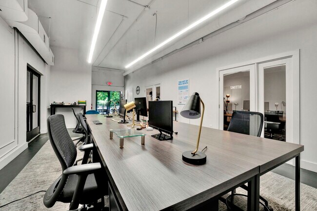 More details for 620 Rutherford St, Greenville, SC - Office for Lease