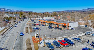 Plus de détails pour 384 Main St, Williamstown, MA - Commerce de détail à vendre