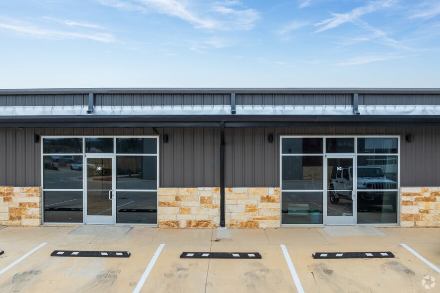 12800 Anderson Mill Rd, Cedar Park, TX for lease - Building Photo - Image 2 of 7