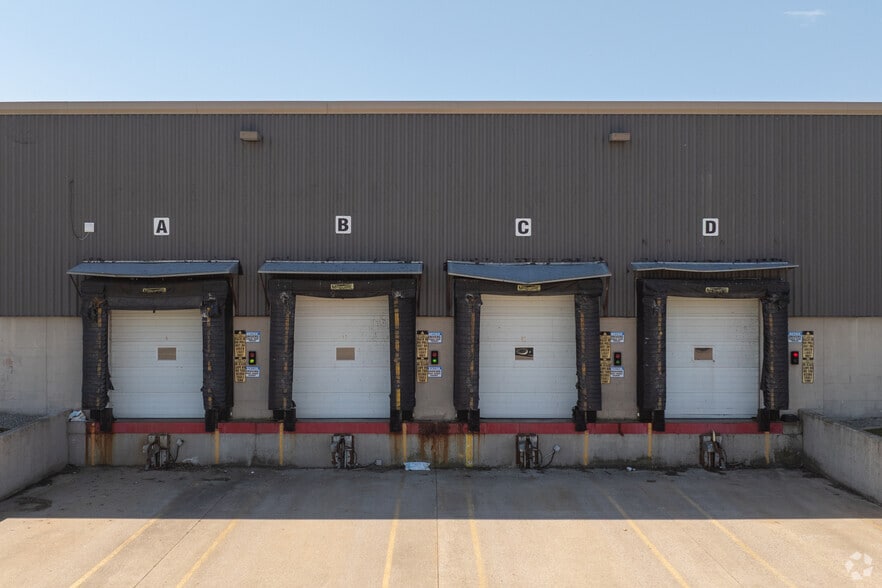 6677 Beatrice Dr, Kalamazoo, MI for lease - Building Photo - Image 3 of 13