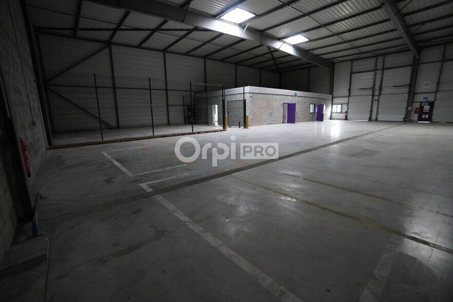 Industrial in Longvic for lease - Interior Photo - Image 3 of 12